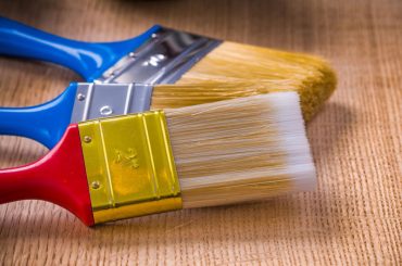 Best paint brushes for smooth finish.