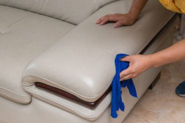 How to recondition a leather couch naturally. Homemade couch cleaners.