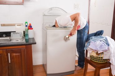 How to reduce washing machine noise. Tips to make your washer quieter.