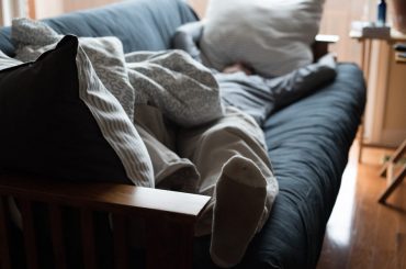 How to open and close a futon bed. Instructions for all types of futon beds.