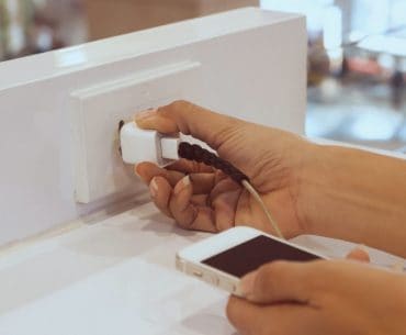 Charger making noise: The causes and fixes.