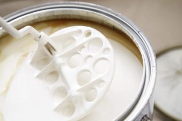 Oil-based vs. latex paint: what is the difference.