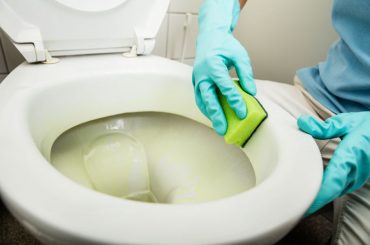 Cleaning a very stained toilet bowl. Best ways to remove rust and hard water stains.