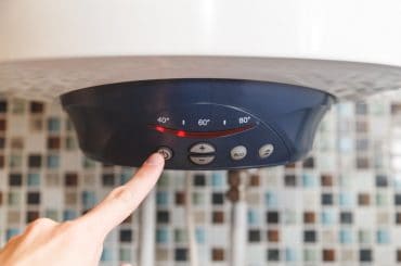 Should I turn off the water heater if the water is off.